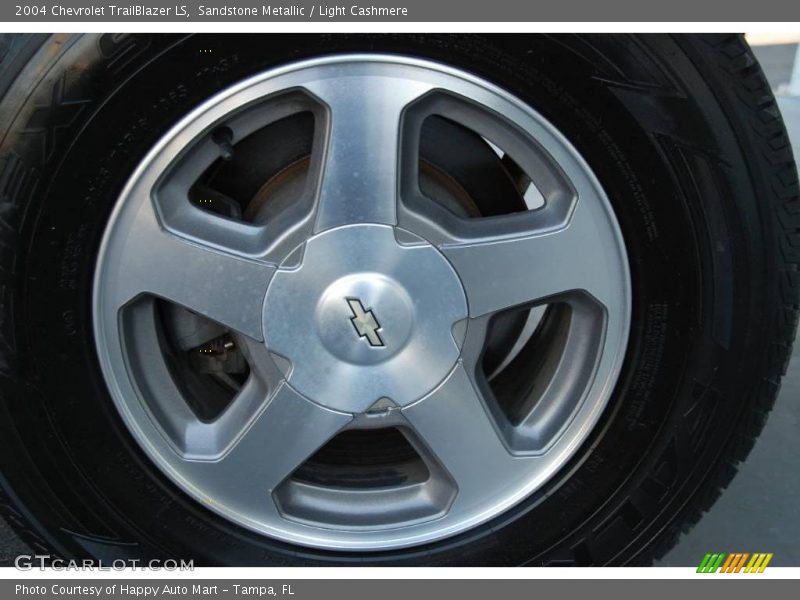 Sandstone Metallic / Light Cashmere 2004 Chevrolet TrailBlazer LS