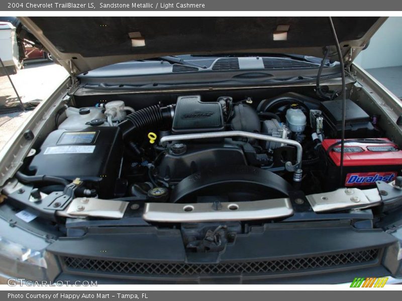 Sandstone Metallic / Light Cashmere 2004 Chevrolet TrailBlazer LS