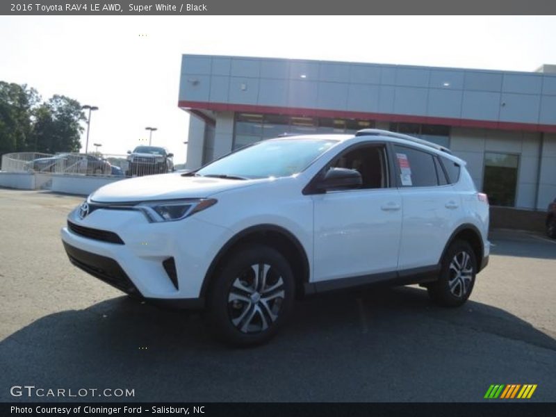 Super White / Black 2016 Toyota RAV4 LE AWD
