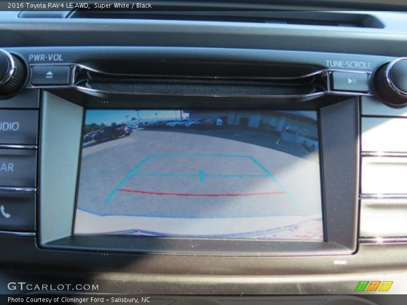 Super White / Black 2016 Toyota RAV4 LE AWD