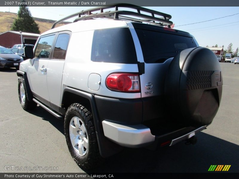 Titanium Metallic / Dark Charcoal 2007 Toyota FJ Cruiser