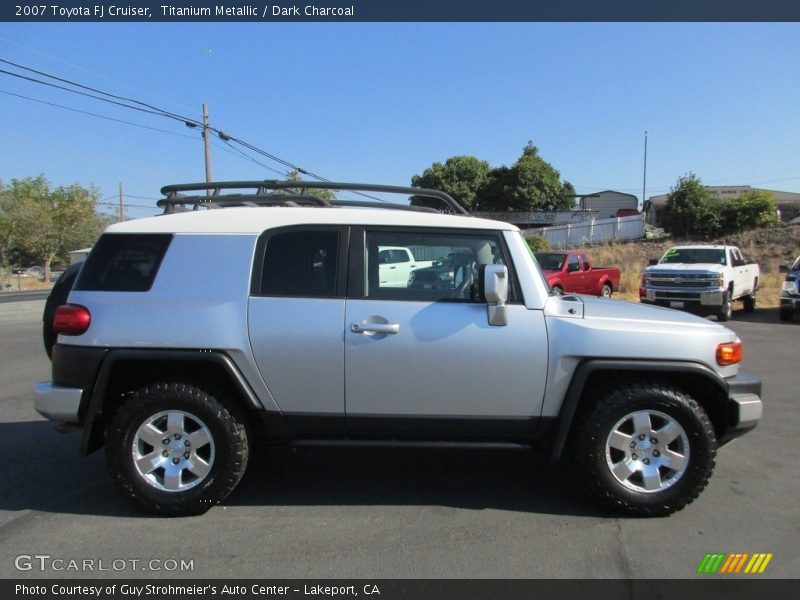 Titanium Metallic / Dark Charcoal 2007 Toyota FJ Cruiser