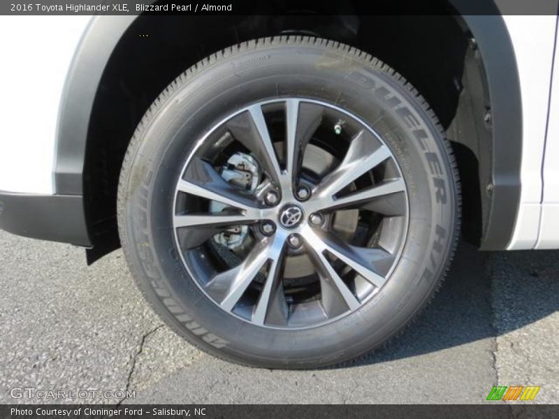 Blizzard Pearl / Almond 2016 Toyota Highlander XLE