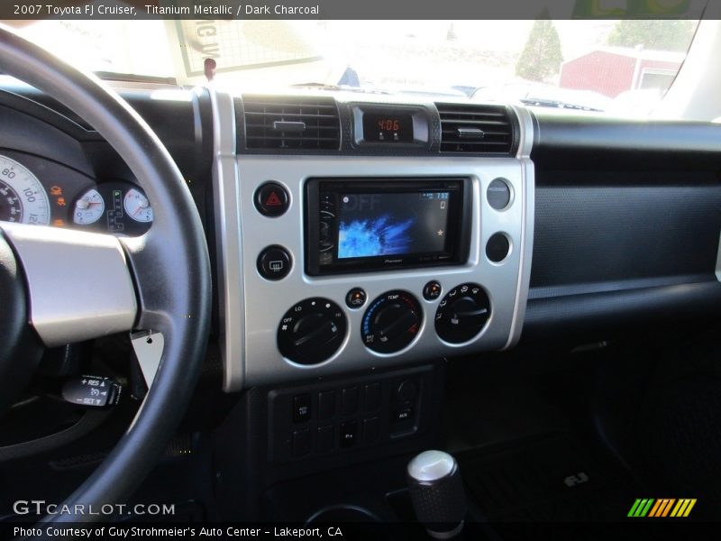 Titanium Metallic / Dark Charcoal 2007 Toyota FJ Cruiser