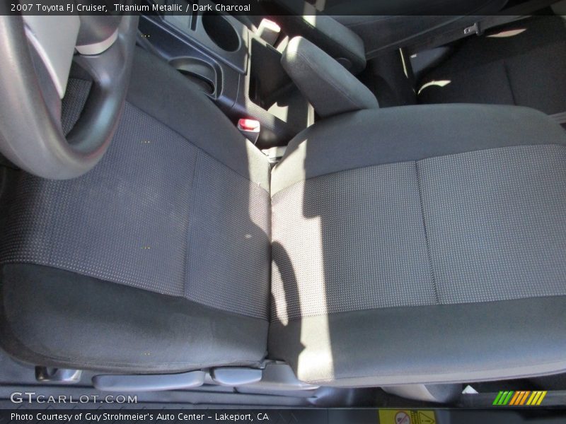 Titanium Metallic / Dark Charcoal 2007 Toyota FJ Cruiser