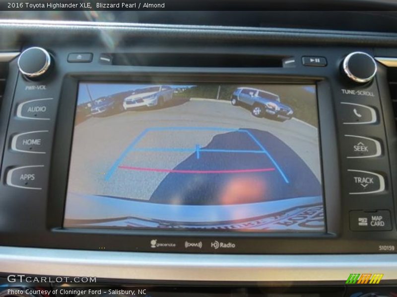 Blizzard Pearl / Almond 2016 Toyota Highlander XLE