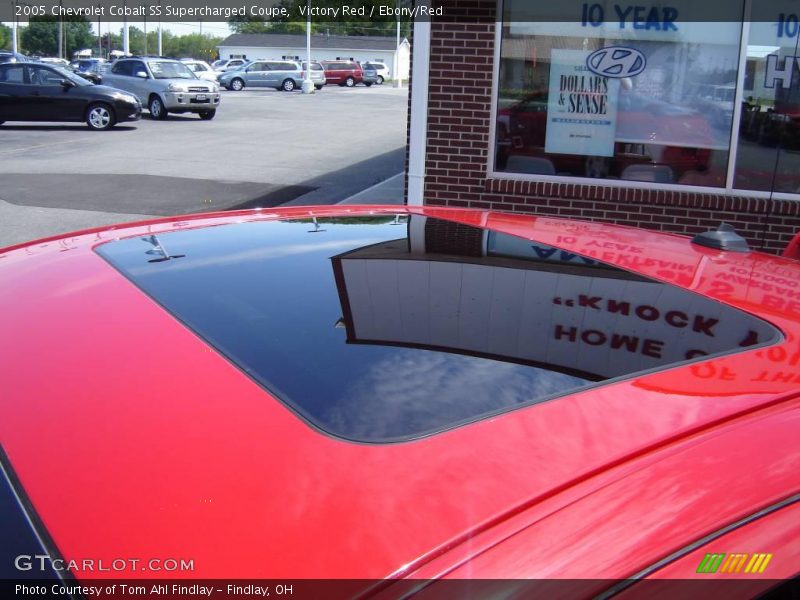 Victory Red / Ebony/Red 2005 Chevrolet Cobalt SS Supercharged Coupe