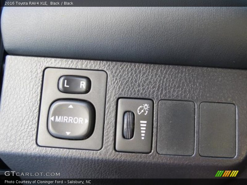 Black / Black 2016 Toyota RAV4 XLE