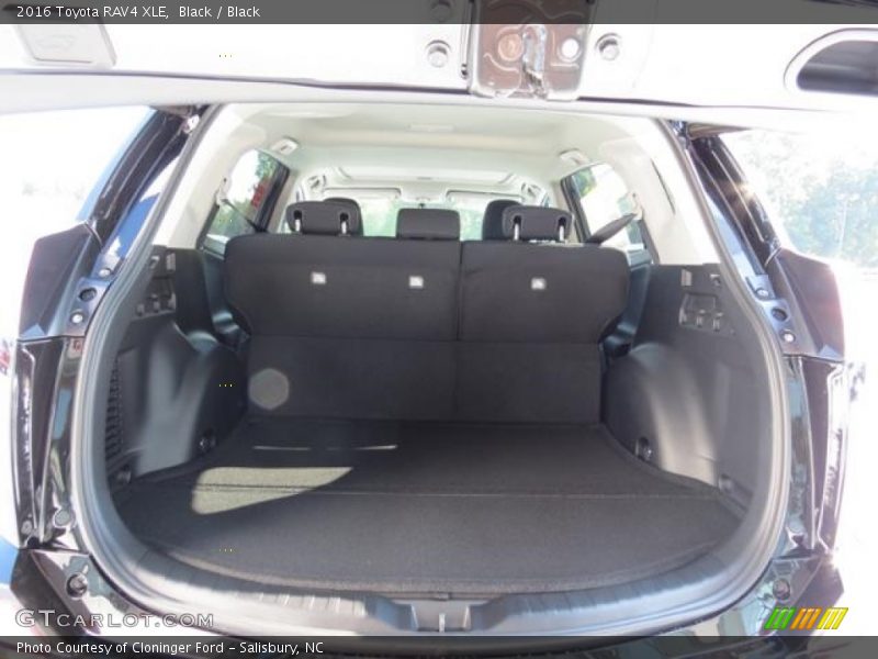 Black / Black 2016 Toyota RAV4 XLE
