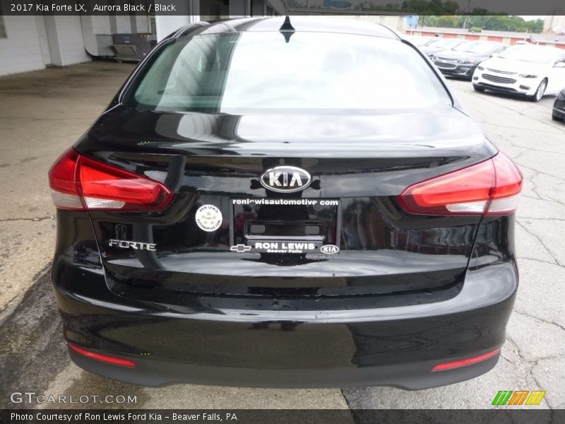 Aurora Black / Black 2017 Kia Forte LX