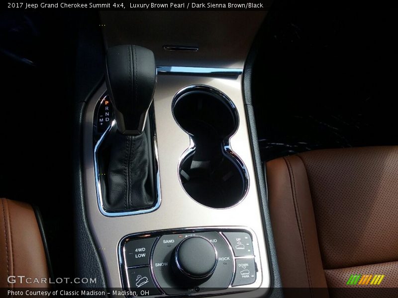 Luxury Brown Pearl / Dark Sienna Brown/Black 2017 Jeep Grand Cherokee Summit 4x4