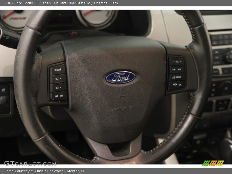 Brilliant Silver Metallic / Charcoal Black 2009 Ford Focus SES Sedan