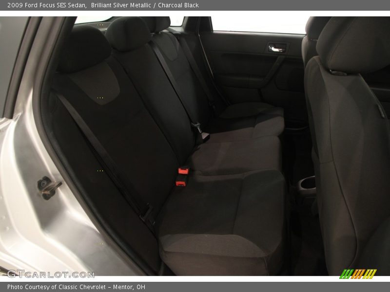 Brilliant Silver Metallic / Charcoal Black 2009 Ford Focus SES Sedan