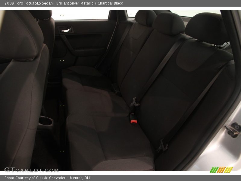 Brilliant Silver Metallic / Charcoal Black 2009 Ford Focus SES Sedan