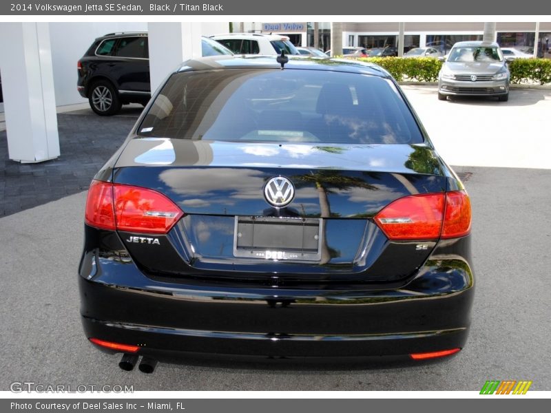 Black / Titan Black 2014 Volkswagen Jetta SE Sedan