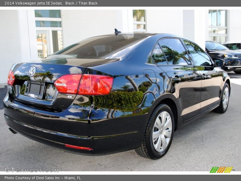 Black / Titan Black 2014 Volkswagen Jetta SE Sedan