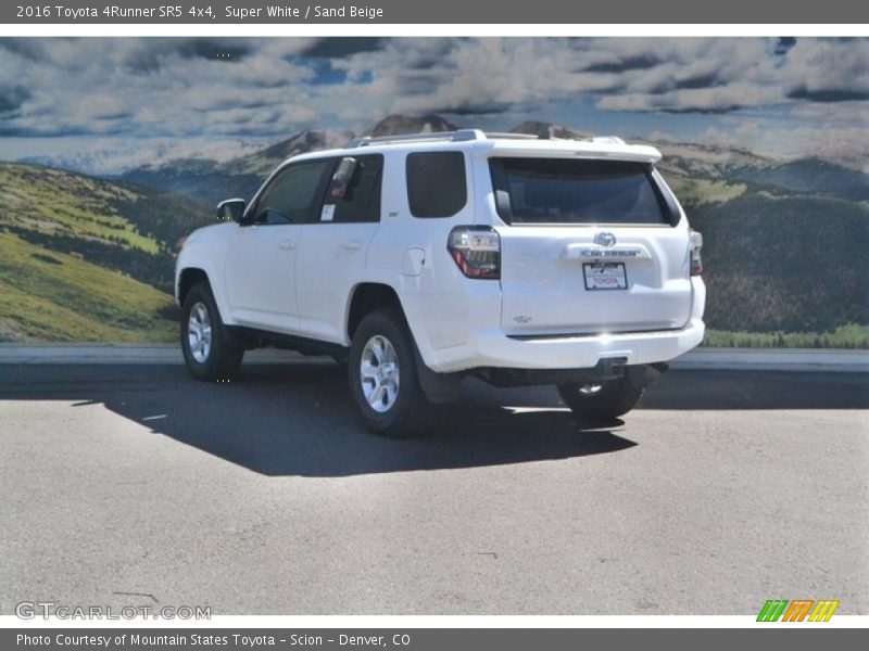 Super White / Sand Beige 2016 Toyota 4Runner SR5 4x4