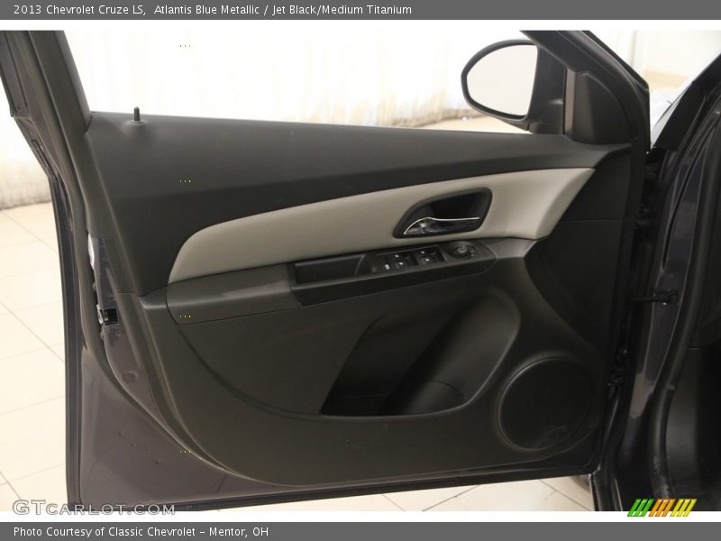 Atlantis Blue Metallic / Jet Black/Medium Titanium 2013 Chevrolet Cruze LS