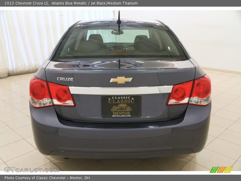 Atlantis Blue Metallic / Jet Black/Medium Titanium 2013 Chevrolet Cruze LS