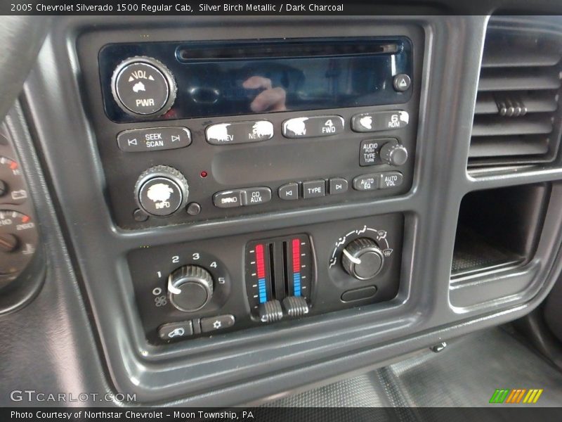 Silver Birch Metallic / Dark Charcoal 2005 Chevrolet Silverado 1500 Regular Cab