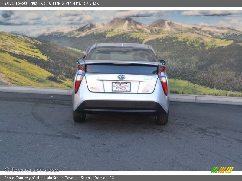 Classic Silver Metallic / Black 2016 Toyota Prius Two