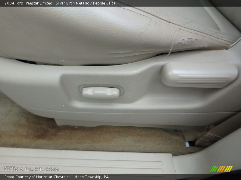 Silver Birch Metallic / Pebble Beige 2004 Ford Freestar Limited