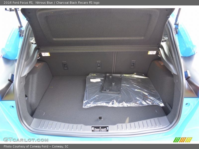  2016 Focus RS Trunk