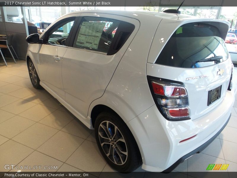 Summit White / Jet Black 2017 Chevrolet Sonic LT Hatchback