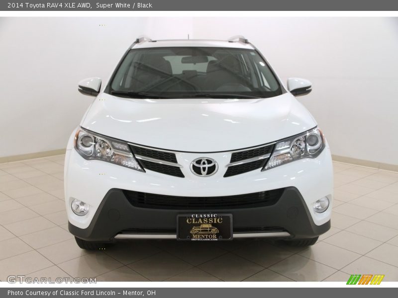 Super White / Black 2014 Toyota RAV4 XLE AWD