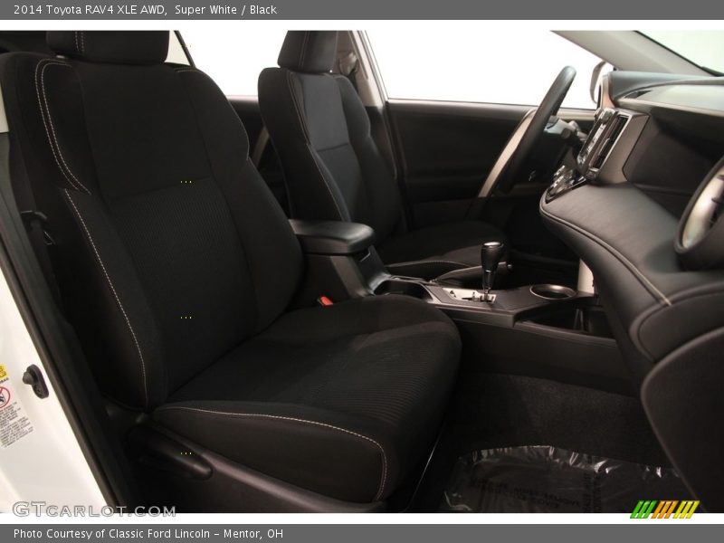 Super White / Black 2014 Toyota RAV4 XLE AWD