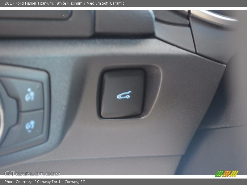 White Platinum / Medium Soft Ceramic 2017 Ford Fusion Titanium