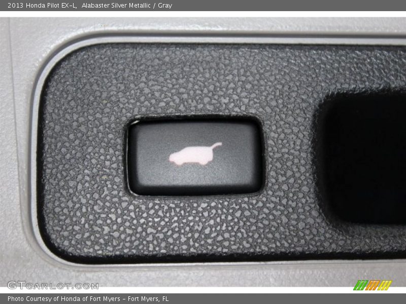 Alabaster Silver Metallic / Gray 2013 Honda Pilot EX-L