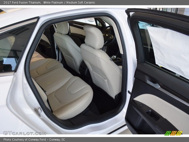 White Platinum / Medium Soft Ceramic 2017 Ford Fusion Titanium