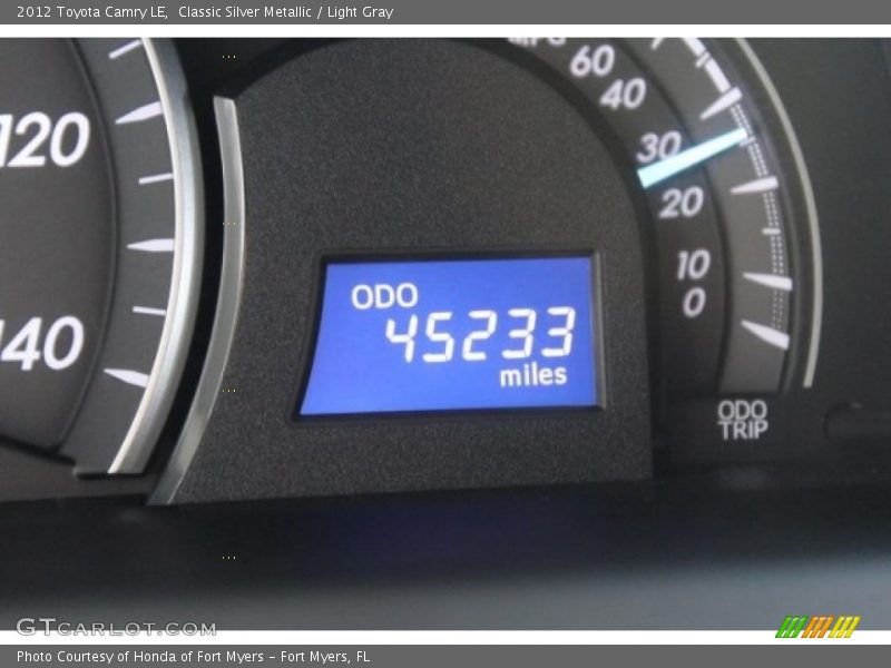 Classic Silver Metallic / Light Gray 2012 Toyota Camry LE