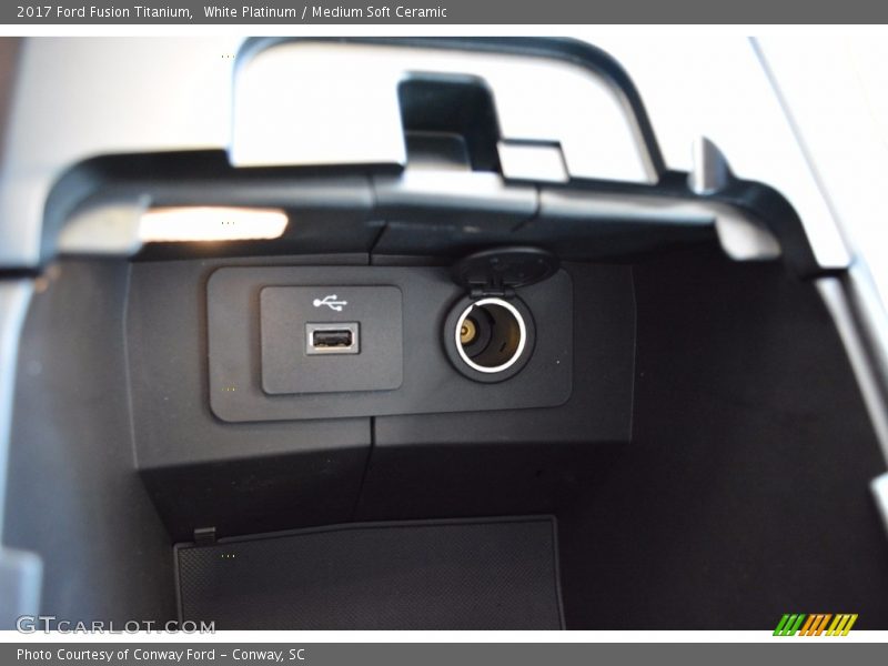 White Platinum / Medium Soft Ceramic 2017 Ford Fusion Titanium