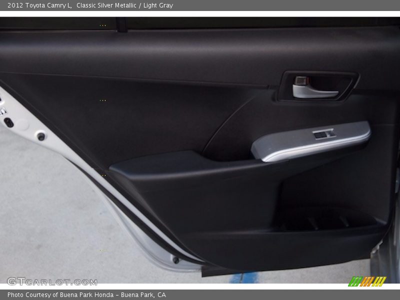 Classic Silver Metallic / Light Gray 2012 Toyota Camry L