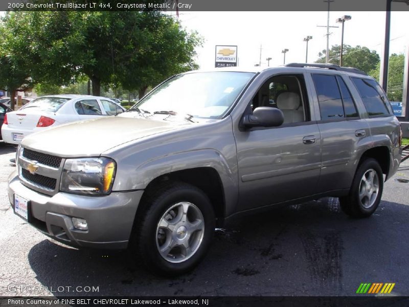 Graystone Metallic / Gray 2009 Chevrolet TrailBlazer LT 4x4