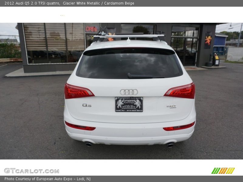 Glacier White Metallic / Cardamom Beige 2012 Audi Q5 2.0 TFSI quattro