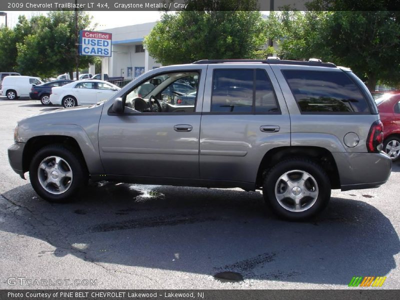 Graystone Metallic / Gray 2009 Chevrolet TrailBlazer LT 4x4