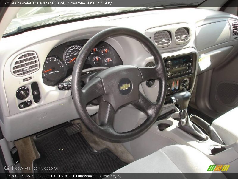 Graystone Metallic / Gray 2009 Chevrolet TrailBlazer LT 4x4