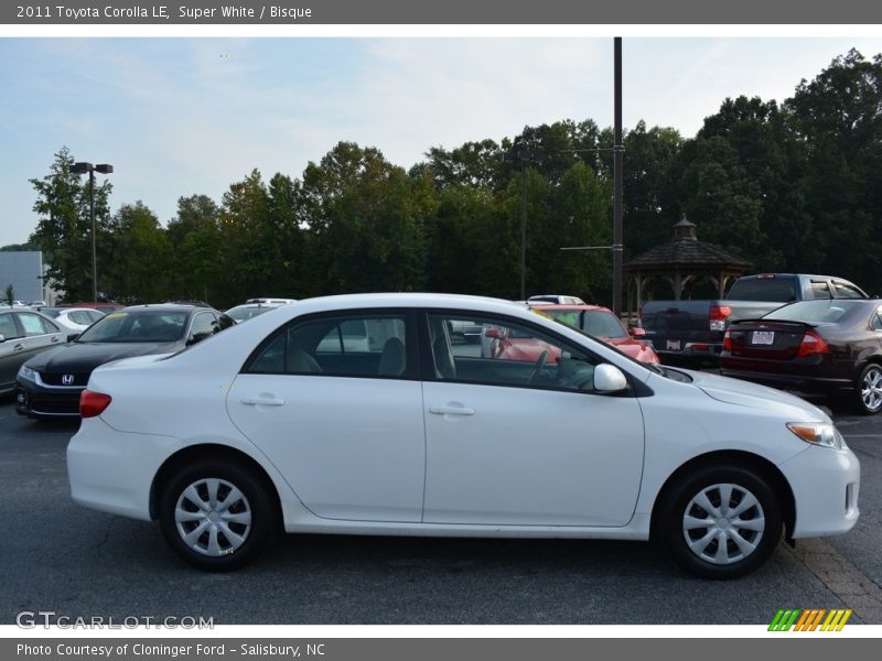 Super White / Bisque 2011 Toyota Corolla LE