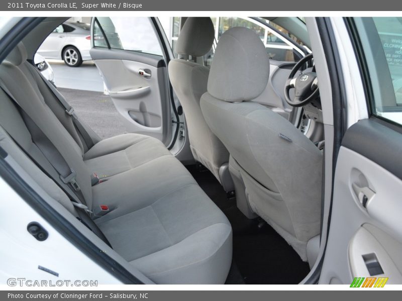 Super White / Bisque 2011 Toyota Corolla LE