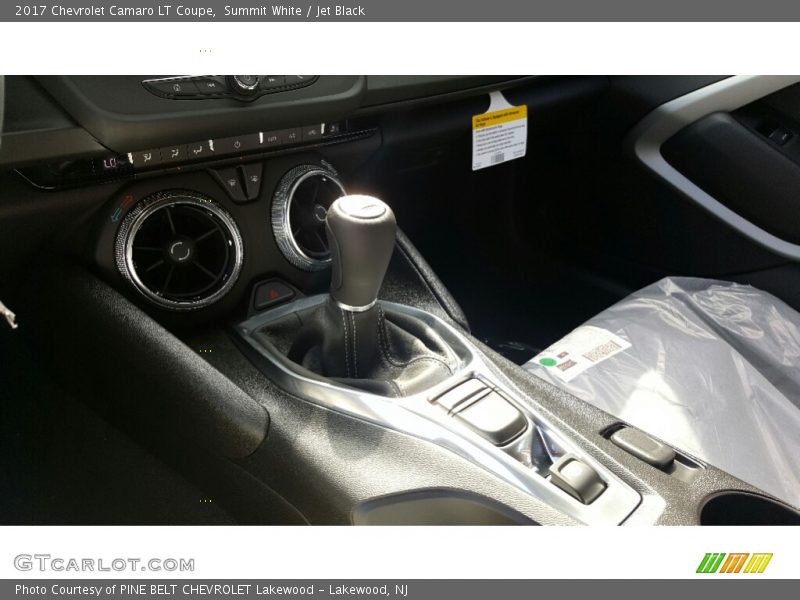 Summit White / Jet Black 2017 Chevrolet Camaro LT Coupe