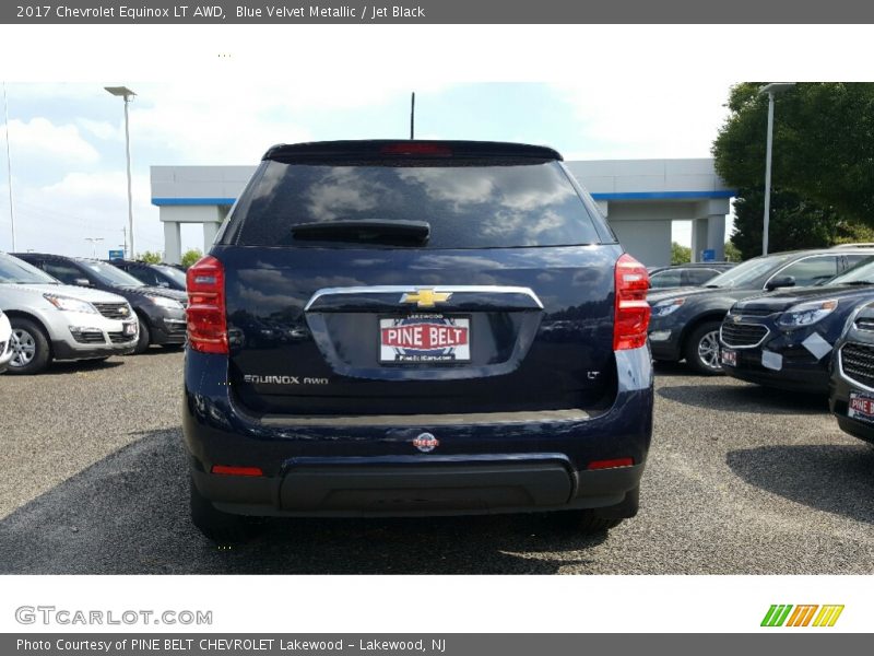 Blue Velvet Metallic / Jet Black 2017 Chevrolet Equinox LT AWD