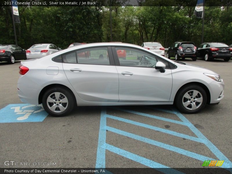Silver Ice Metallic / Jet Black 2017 Chevrolet Cruze LS