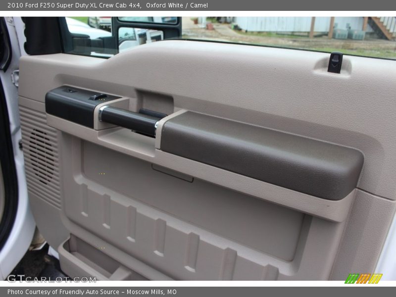 Oxford White / Camel 2010 Ford F250 Super Duty XL Crew Cab 4x4