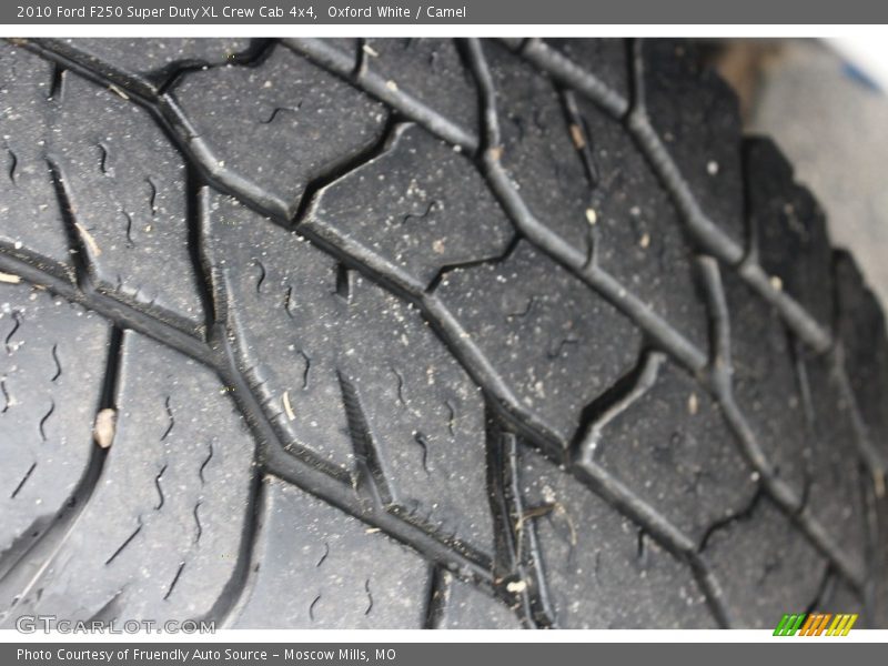 Oxford White / Camel 2010 Ford F250 Super Duty XL Crew Cab 4x4