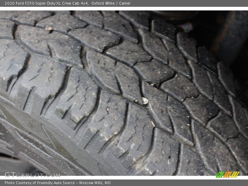 Oxford White / Camel 2010 Ford F250 Super Duty XL Crew Cab 4x4