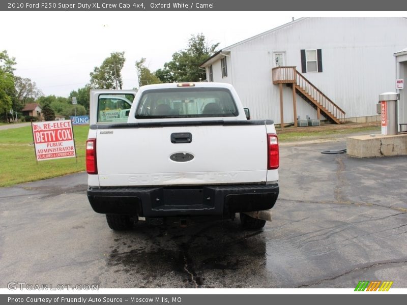 Oxford White / Camel 2010 Ford F250 Super Duty XL Crew Cab 4x4