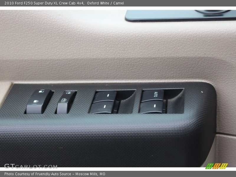 Oxford White / Camel 2010 Ford F250 Super Duty XL Crew Cab 4x4